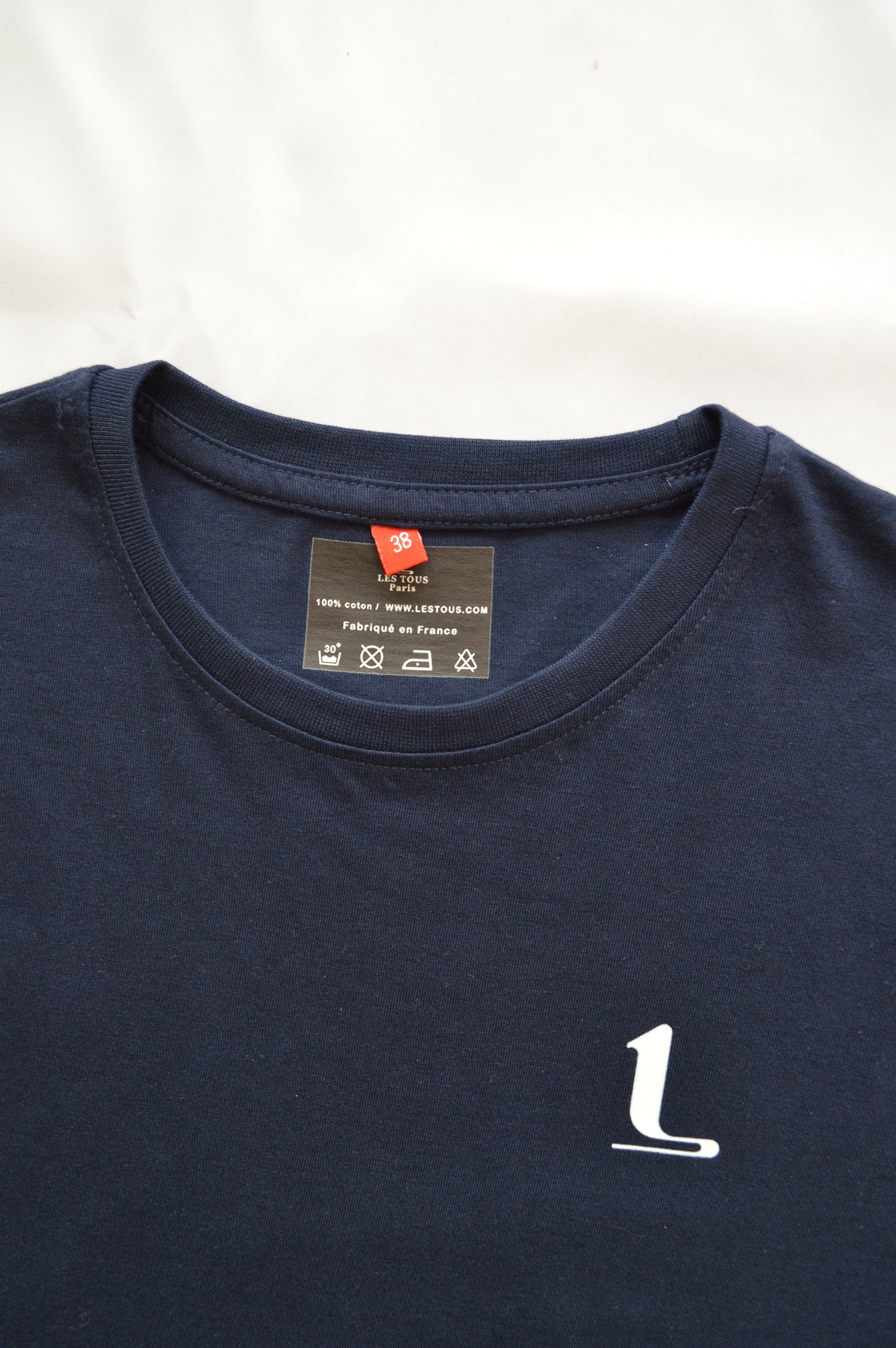 Navy R-Neck T-Shirt unisex